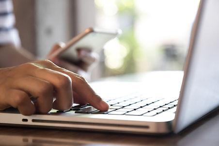 Laptop e celular