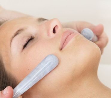 Gesichtsmassage