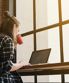 Travailler sur un ordinateur portable