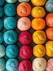 Gomitoli di filato multicolori