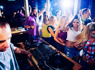 Party with mixing table