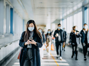 美国发现超过10例“Omicron”感染病例,12月6日起入境旅客需提供24小时内核酸检测阴性证明