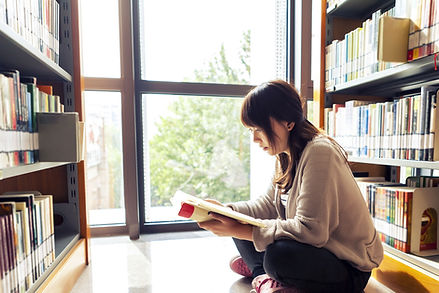 図書館での読書