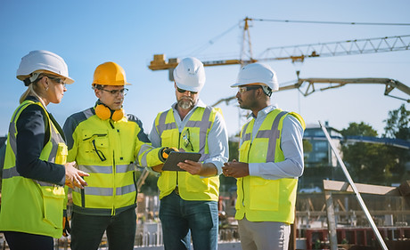 Meeting at construction site