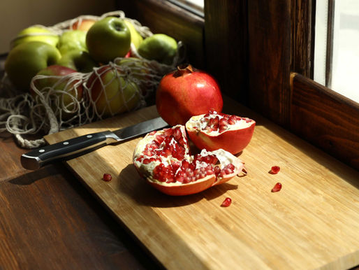 Pomegranate Cancer Benefits: How This Sacred Fruit Supports Natural Healing