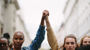 Quando a fé encontra a coragem: a força para seguir em frente