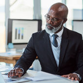 Empowering Communities Through Urban Media: @ The WRITE Place Online with LaCherie Armour