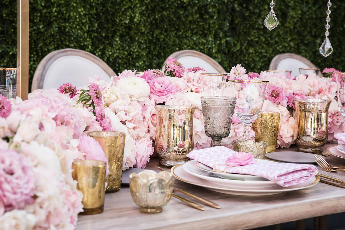 Elegant Floral vintage Table Setting
