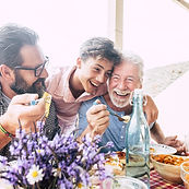 Famiglia a pranzo
