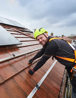 solar panel installer
