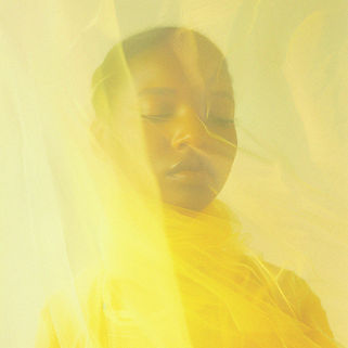 Portrait jaune onirique