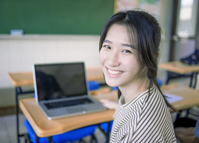 Young woman doing online learning