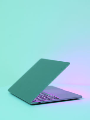 Why You Should Hire an Experienced Agency to Run Your Ads