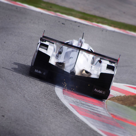 CAR RACING