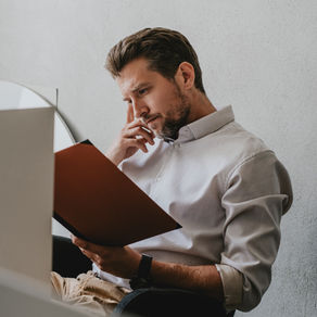 Feeling unseen at work? Discover a simple career wellbeing habit that boosts confidence, motivation and purpose when recognition is hard to find.