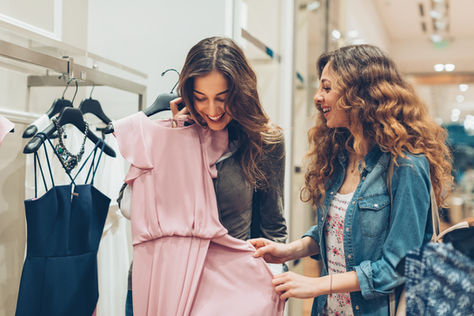 Exploring the Latest Fashion Trends to Elevate Your Style