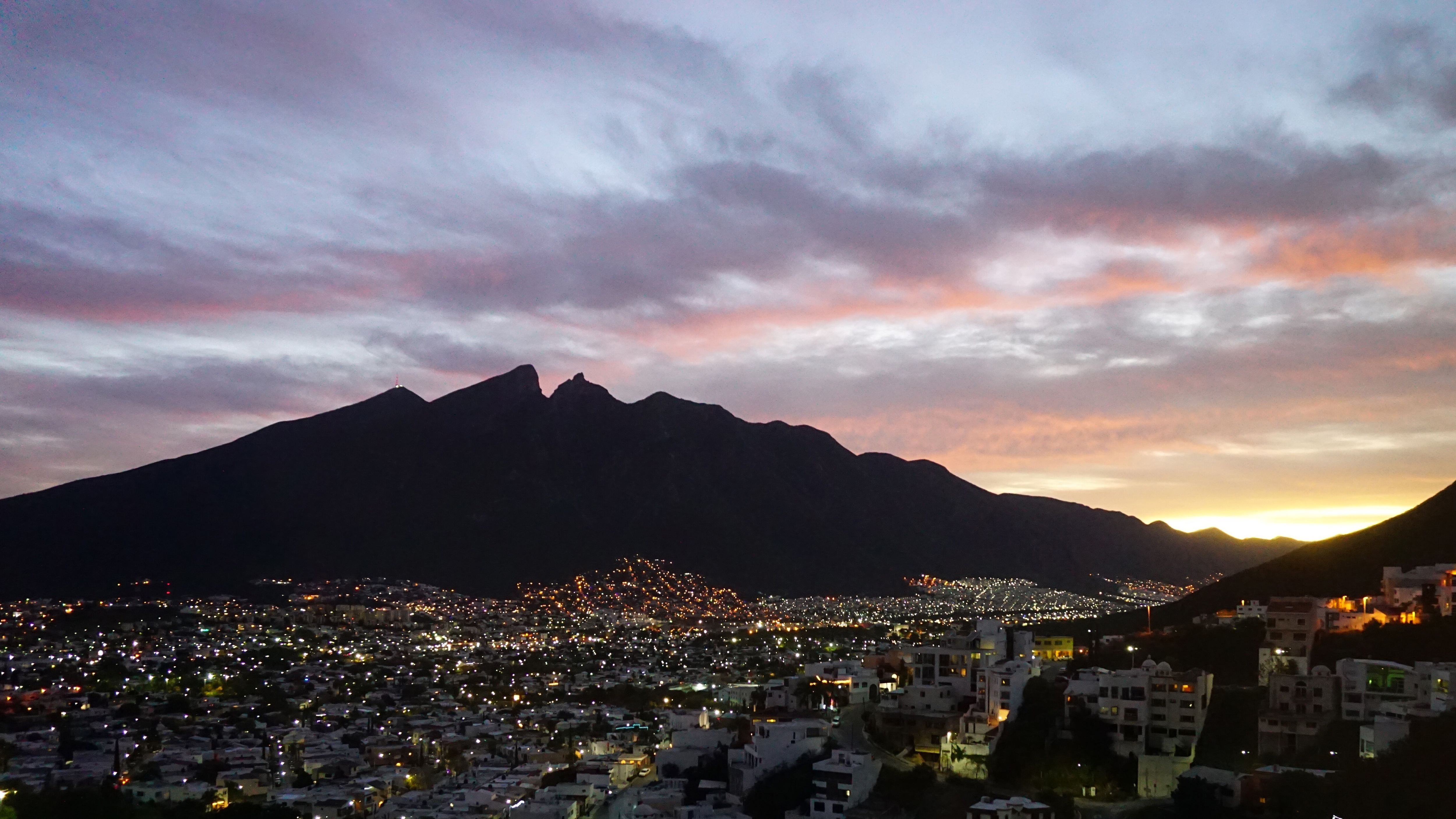 Monterrey quiere ser algo más que una ciudad industrial: “El norte existe y también lee”