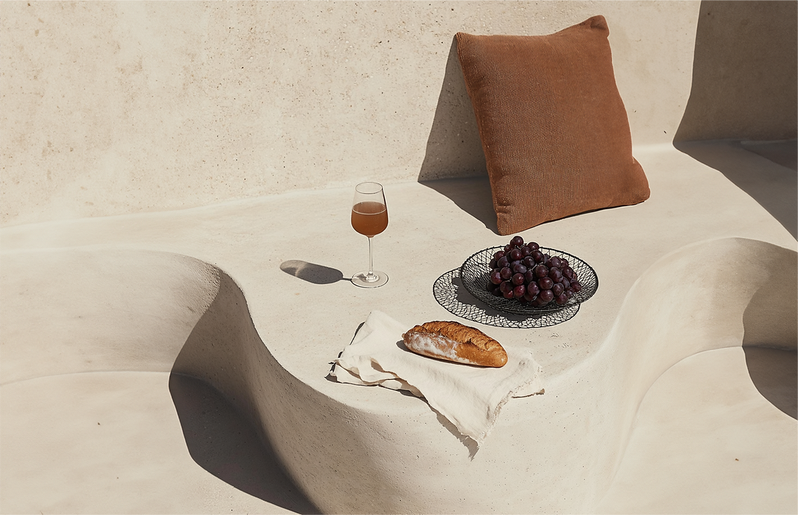 Minimalist Picnic Setup