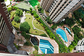 Prédio com piscina