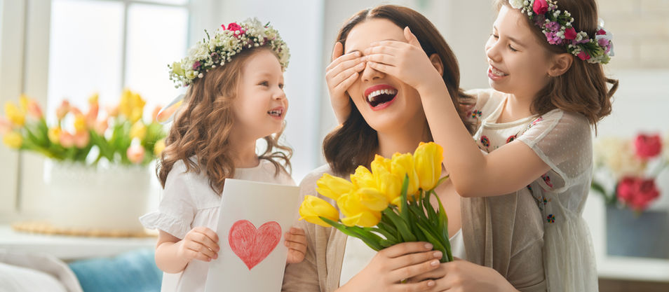 mother and daughters