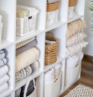 Home organization assistance for senior customer