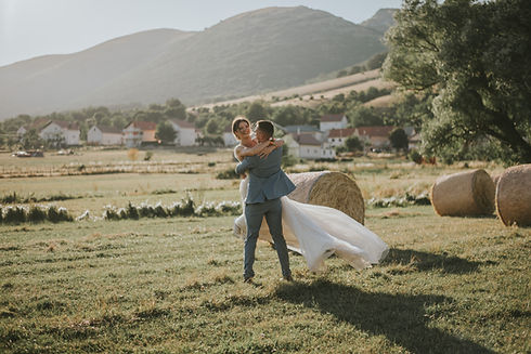 Rustic Wedding Moment