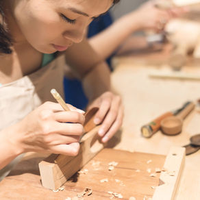 Top Side Hustles for Busy Parents: Earning Extra Income on Your Schedule