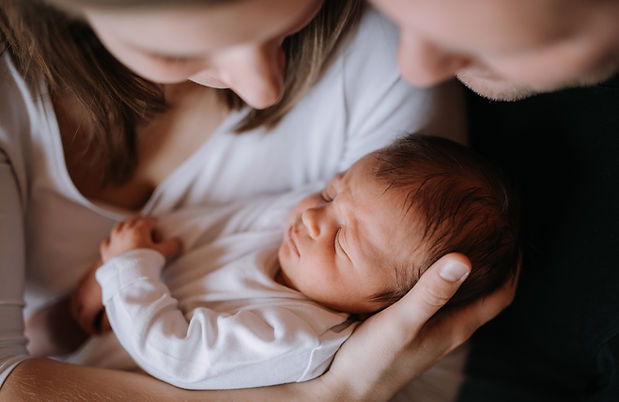 Nouveau-né avec ses parents