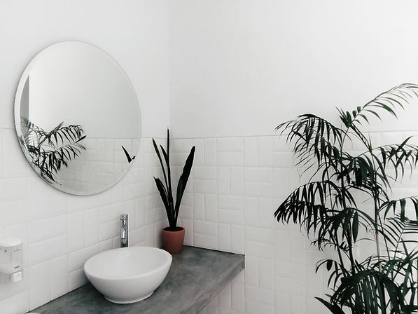 Évier rond et miroir