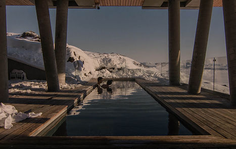 Rustic Mountain cabin with a stunning heated pool