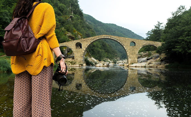 Watching Stone Bridge