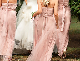 花嫁付き添い人