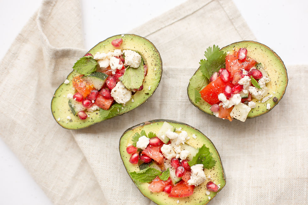 Gefüllte Avocadohälften
