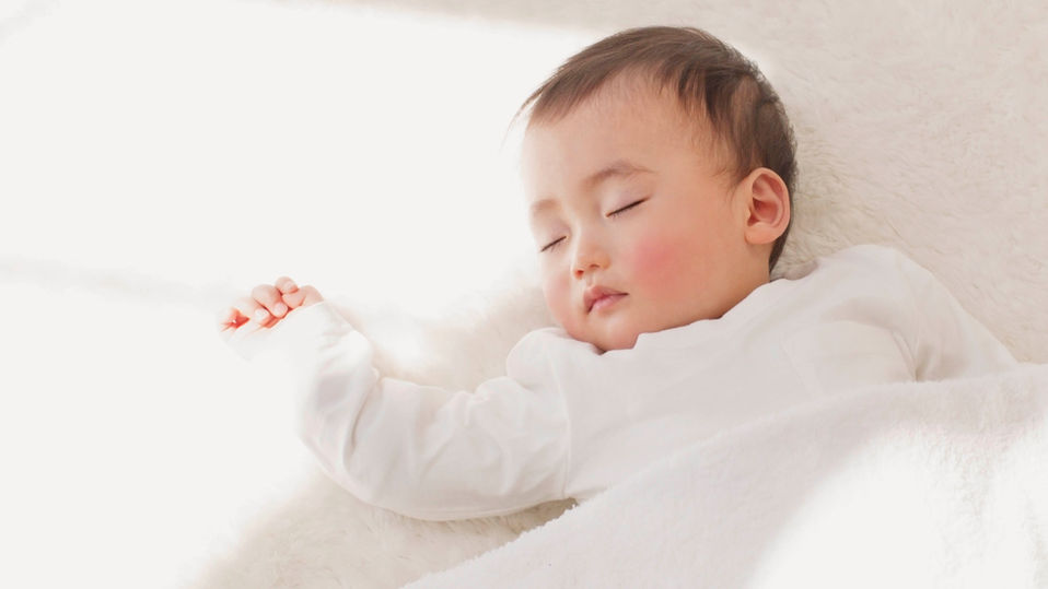 Top 10 Must-Have Products for Cosleeping Families