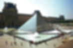 Vista da Pirâmide do Louvre