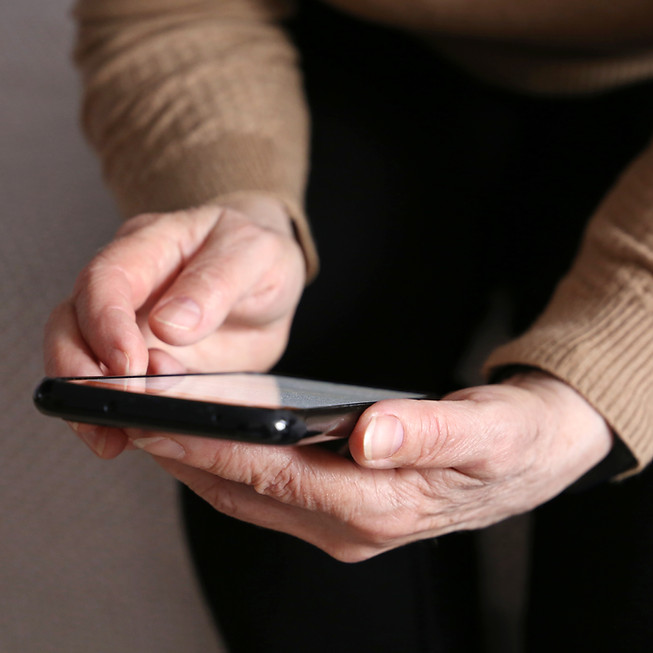 Learning to use smartphone