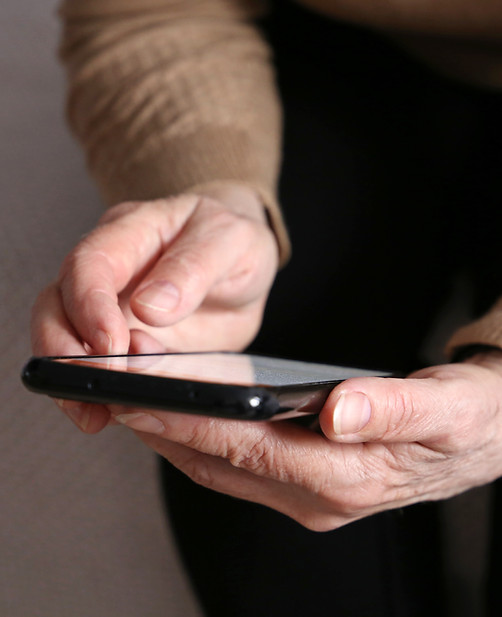 Learning to use smartphone