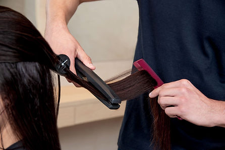 Стайлинг с преса или маша Пловдив – The Queen