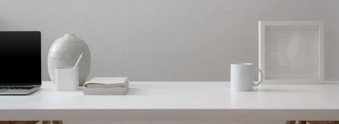 Minimalistic work place