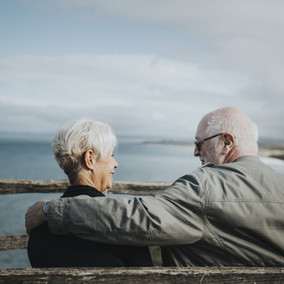 Tips to Better Communicate With A Person Suffering From Dementia