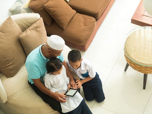 Intergenerazione: due generazioni che si incontrano - anziani e bambini una relazione da riscoprire