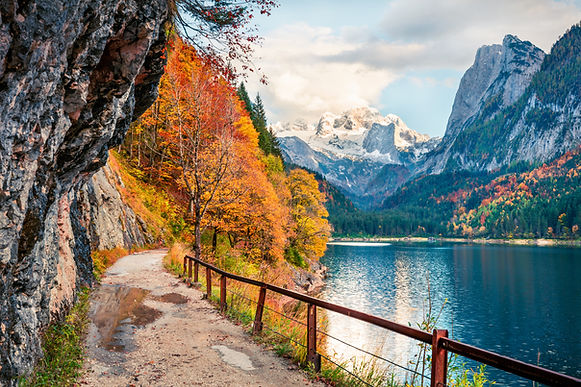 Randonnée d’automne au bord du lac