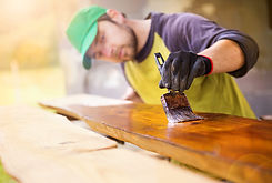 Holz lackieren