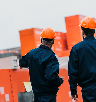 Antrepo Alanında İşçiler