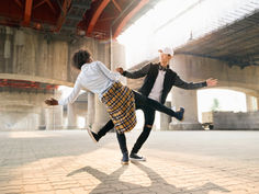 שו"ת : האם מותר לזוג ללכת לסדנת ריקוד זוגי?