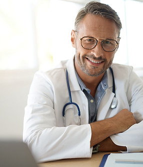 Médico masculino