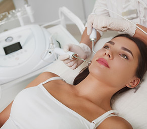 Facial Treatment Session