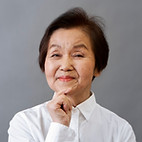 年配の女性