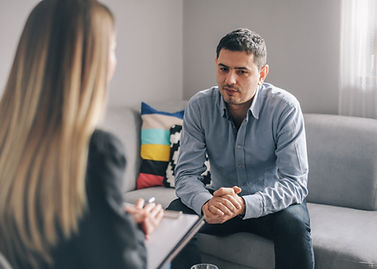 Psikiyatrist Dr. Ebru Onrat Özsoydan Yelki Klinik Görünümü