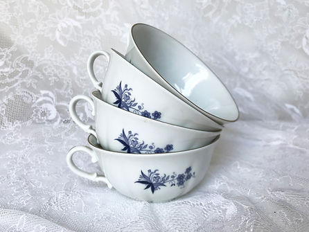 xícaras de porcelana